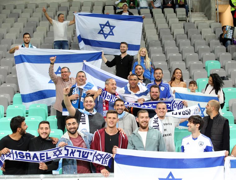 הקהל הישראלי הגיע לליובליאנה (אודי ציטיאט, סלובניה) הקהל הישראלי הגיע לליובליאנה (אודי ציטיאט, סלובניה)