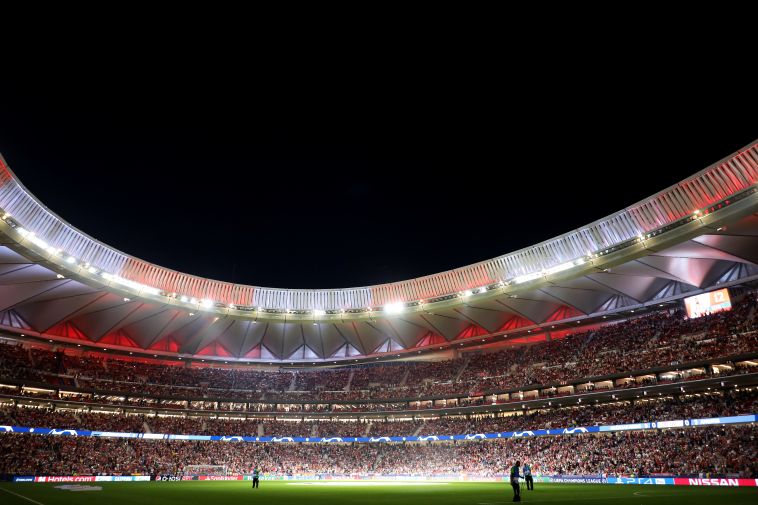 אווירת חג באצטדיון החדש במדריד (Angel Martinez/Getty Images) אווירת חג באצטדיון החדש במדריד (Angel Martinez/Getty Images)