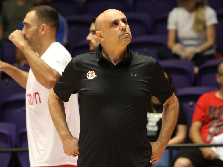 זילברשטיין. "מאיפה עזות המצח לדבר על שחקן NBA כאילו הוא ילד מהקולג'" (עדי אבישי) זילברשטיין. "מאיפה עזות המצח לדבר על שחקן NBA כאילו הוא ילד מהקולג'" (עדי אבישי)