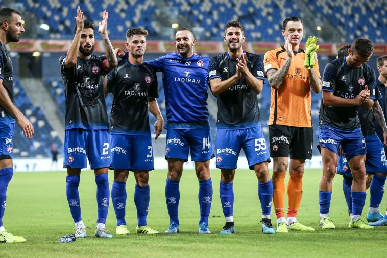 שחקני הפועל ב"ש חוגגים בסיום. יכולים ללכת עד הסוף במאבק האליפות? (מאור אלקסלסי) שחקני הפועל ב"ש חוגגים בסיום. יכולים ללכת עד הסוף במאבק האליפות? (מאור אלקסלסי)
