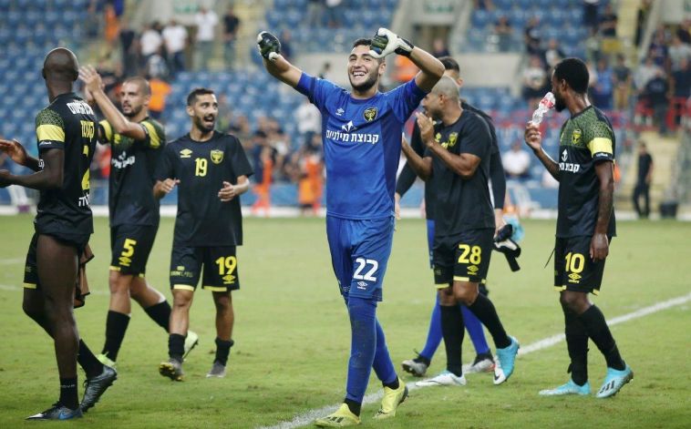 שחקני בית"ר ירושלים חוגגים. "לא היינו פייבוריטים נגד מכבי נתניה" (דני מרון) שחקני בית"ר ירושלים חוגגים. "לא היינו פייבוריטים נגד מכבי נתניה" (דני מרון)