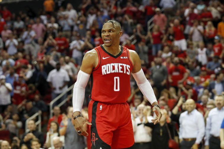 ווסטברוק. נתון מדאיג (Tim Warner/Getty Images) ווסטברוק. נתון מדאיג (Tim Warner/Getty Images)