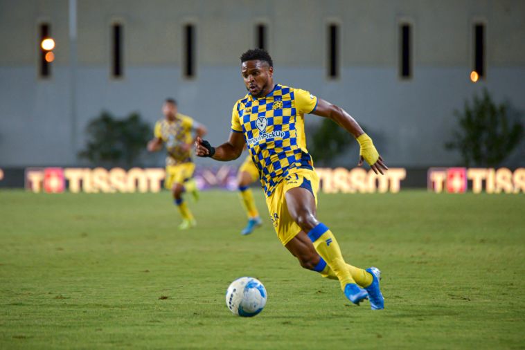 אופואדו. מחלים מקרע בשריר הירך האחורי (אריאל שלום)