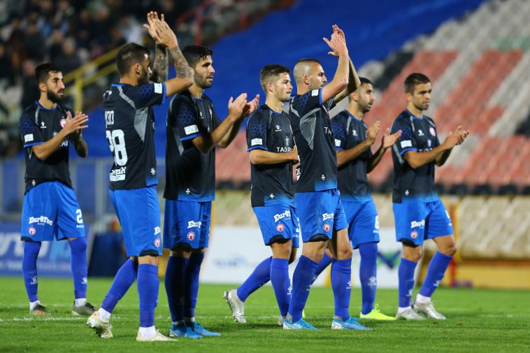 שחקני הפועל באר שבע חוגגים. "נתנו 100% במשחק לא קל" (לירון מולדובן) שחקני הפועל באר שבע חוגגים. "נתנו 100% במשחק לא קל" (לירון מולדובן)