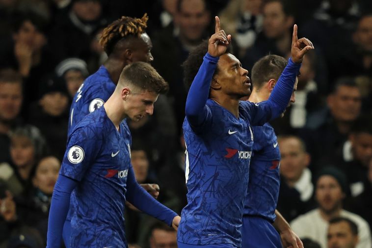 וויליאן חוגג נגד טוטנהאם. הקשר עם הכי הרבה דקות בצ'לסי העונה (ADRIAN DENNIS/AFP via Getty Images)