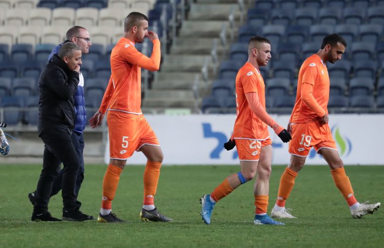 שחקני הפועל ראשון לציון. שוב לא הצליחו לנצח (דני מרון)