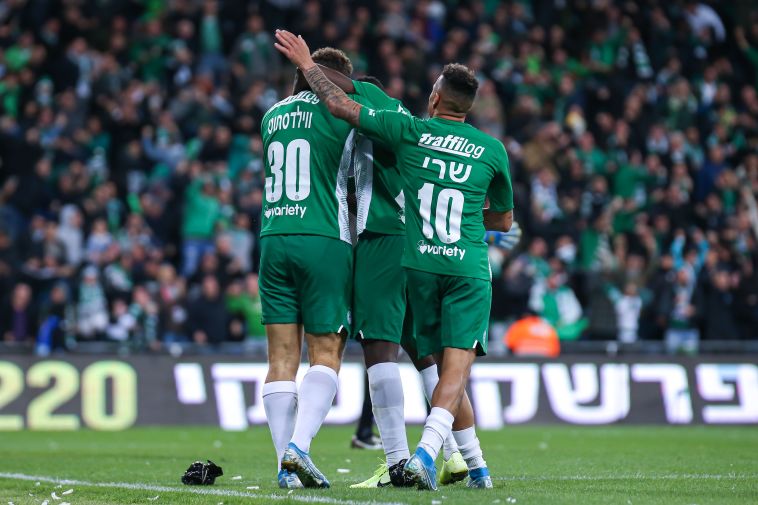 שחקני מכבי חיפה חוגגים. ההייפ היה מדהים (מאור אלקסלסי)