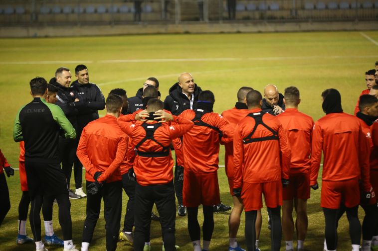 רמת הדריכות עלתה. ב"ש באימון הבכורה של אבוקסיס (לירון מולדובן)