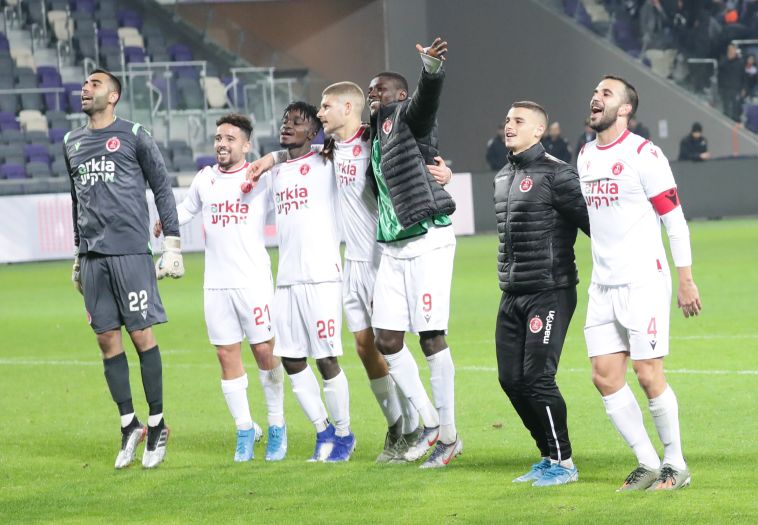 ישמחו גם בגביע? שחקני הפועל ת