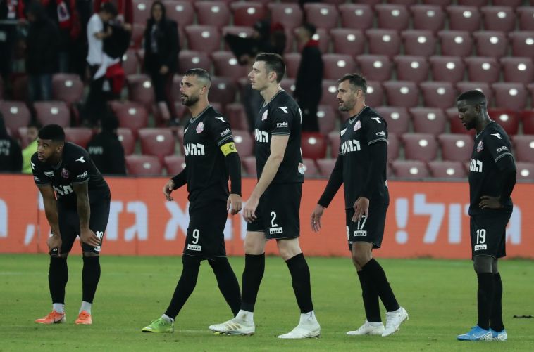 יכולת התקפית רעה. שחקני הפועל חיפה מאוכזבים אמש (דני מרון)