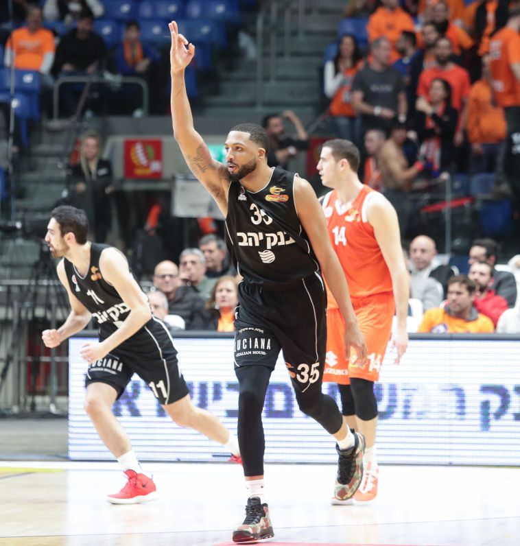 "אנחנו מלאי ביטחון". טיישון תומאס בחצי הגמר (דני מרון)