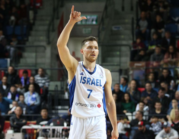 הותיר רושם נהדר. מקל במדי הנבחרת (עדי אבישי)