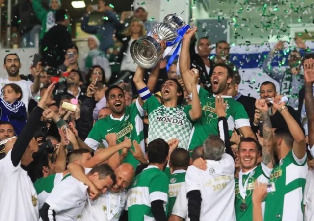 צפו: בניון הודיע על עזיבת מכבי חיפה, רגע לאחר הזכייה בגביע