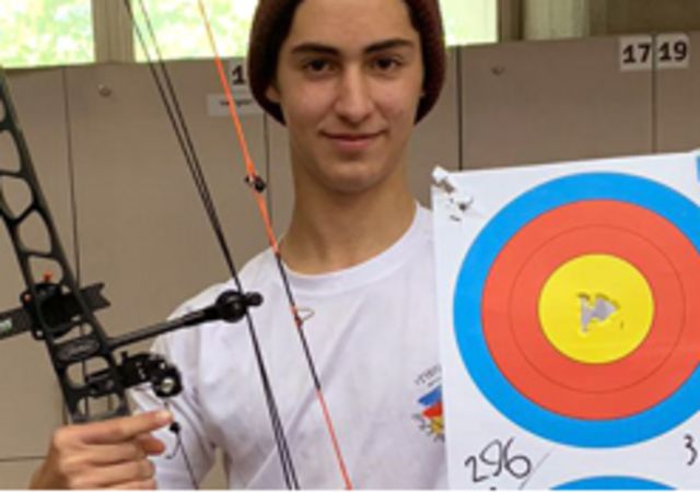 נער בן 14 שבר את השיא הישראלי לבוגרים בקשתות