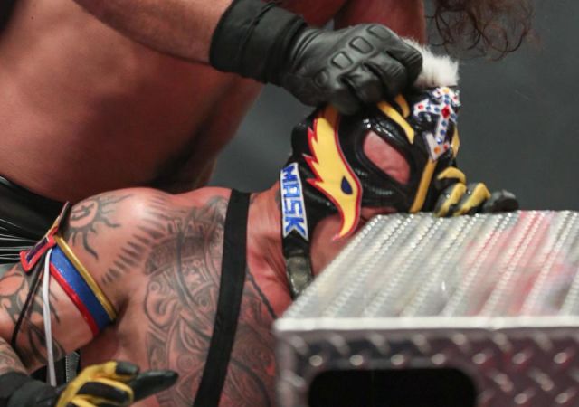 ריי מיסטריו במצב קשה: אמיתי או עלילה של ה-WWE?