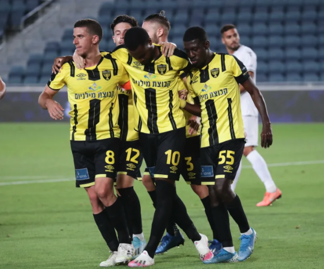 מוחמד ופלומיין. בקבוצה לא מרוצים מהזרים (דני מרון)