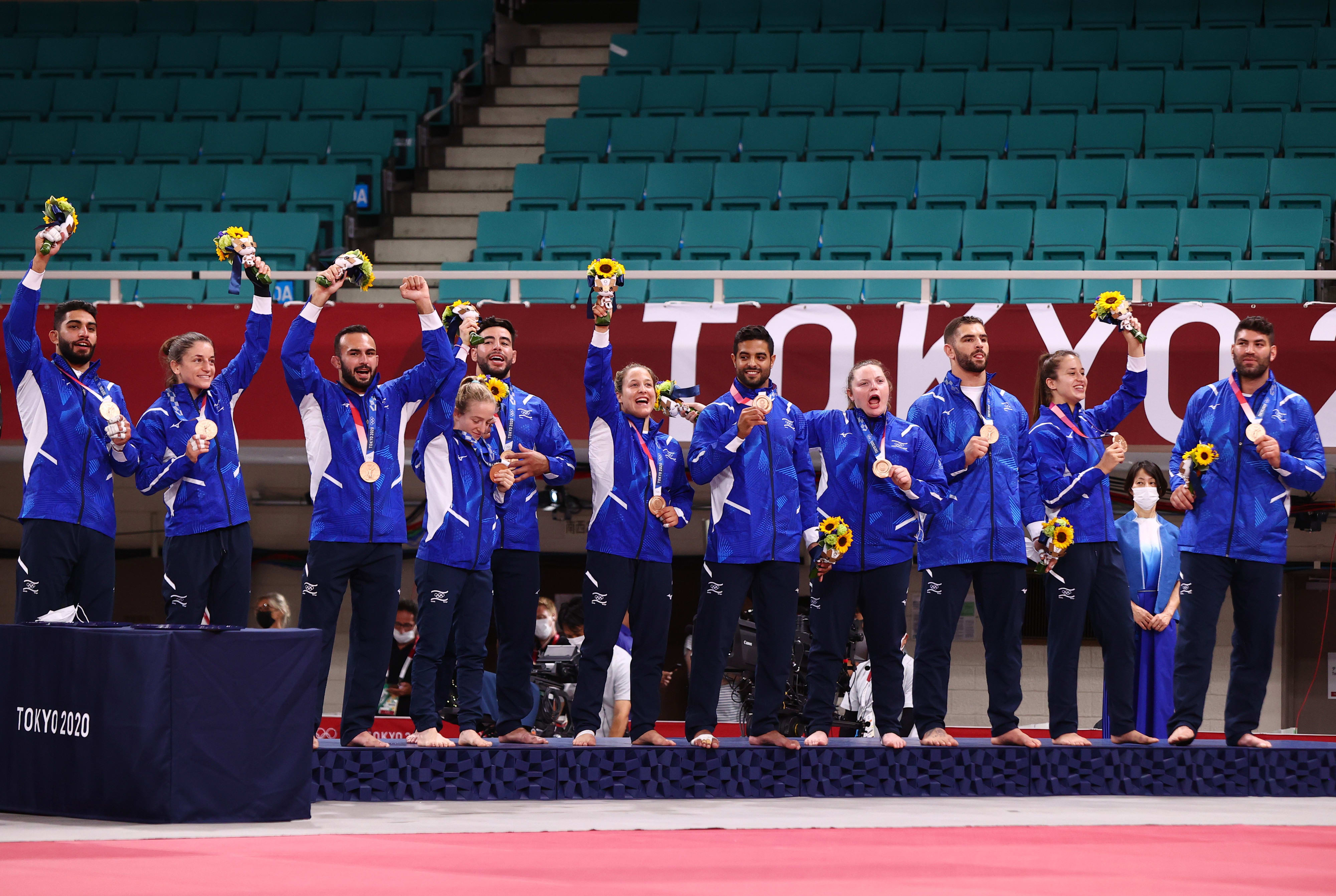 נבחרת הג'ודו של ישראל עם מדליות הארד בטורניר האולימפי