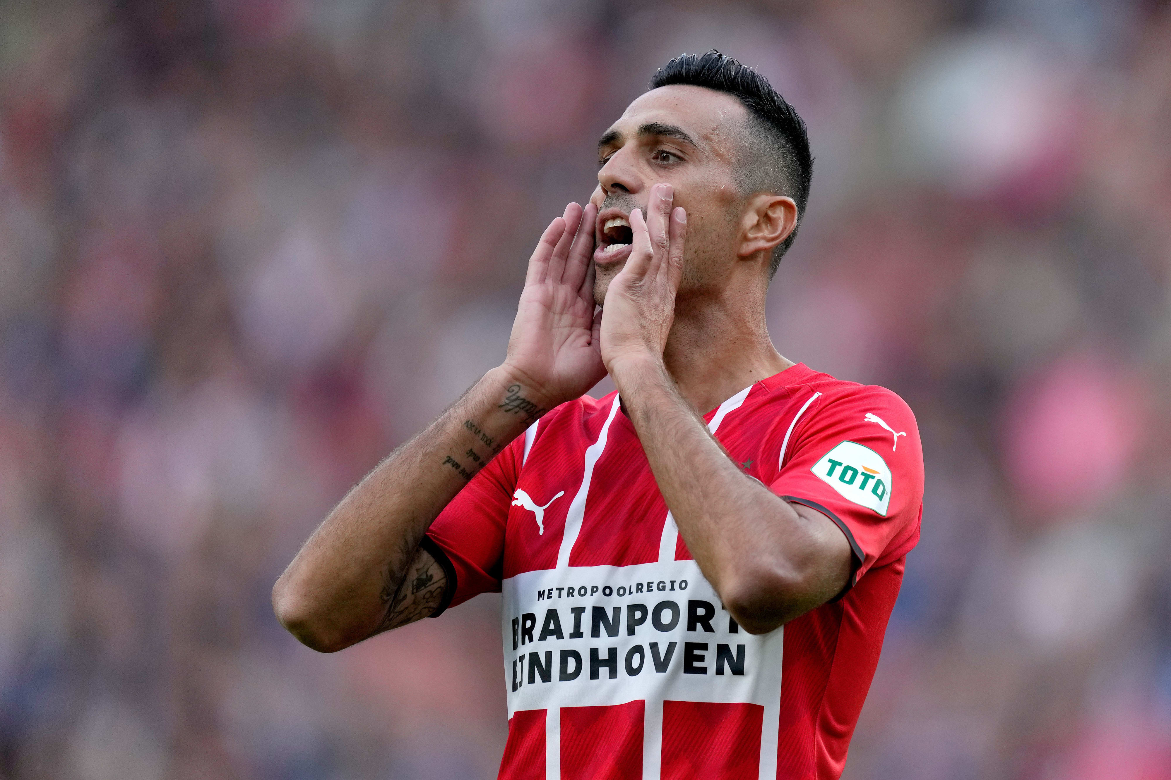 שחקן פ.ס.וו איינדהובן ערן זהבי