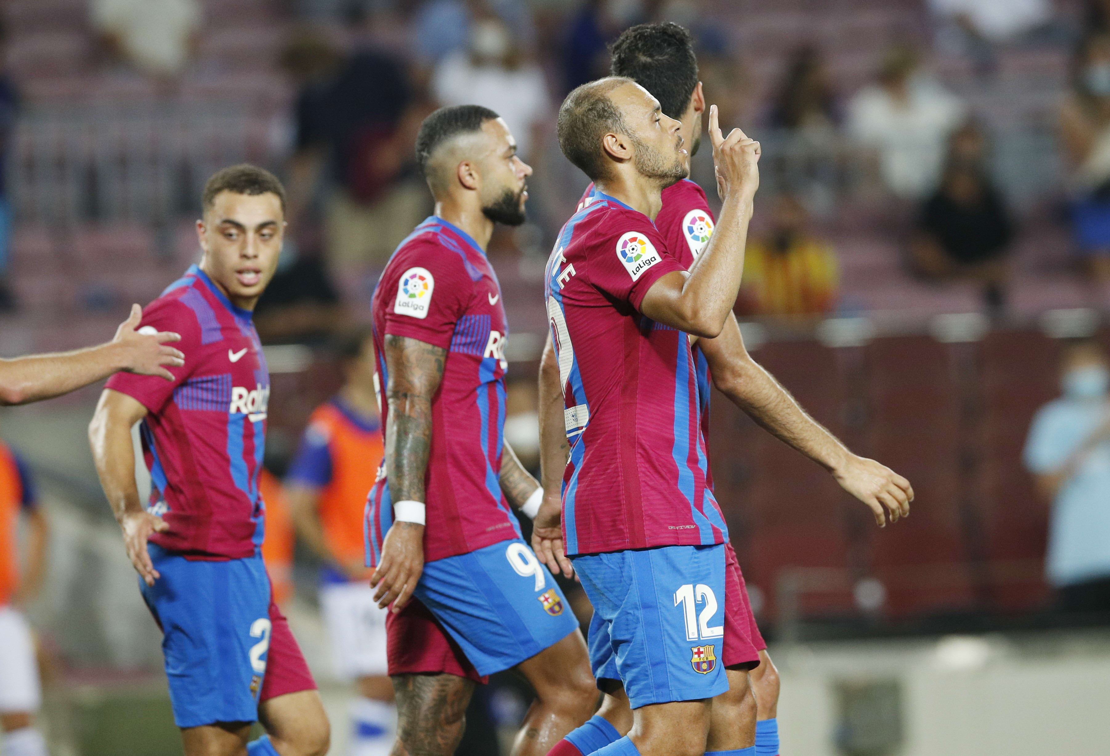 מרטין ברייתווייט שחקן ברצלונה חוגג שער