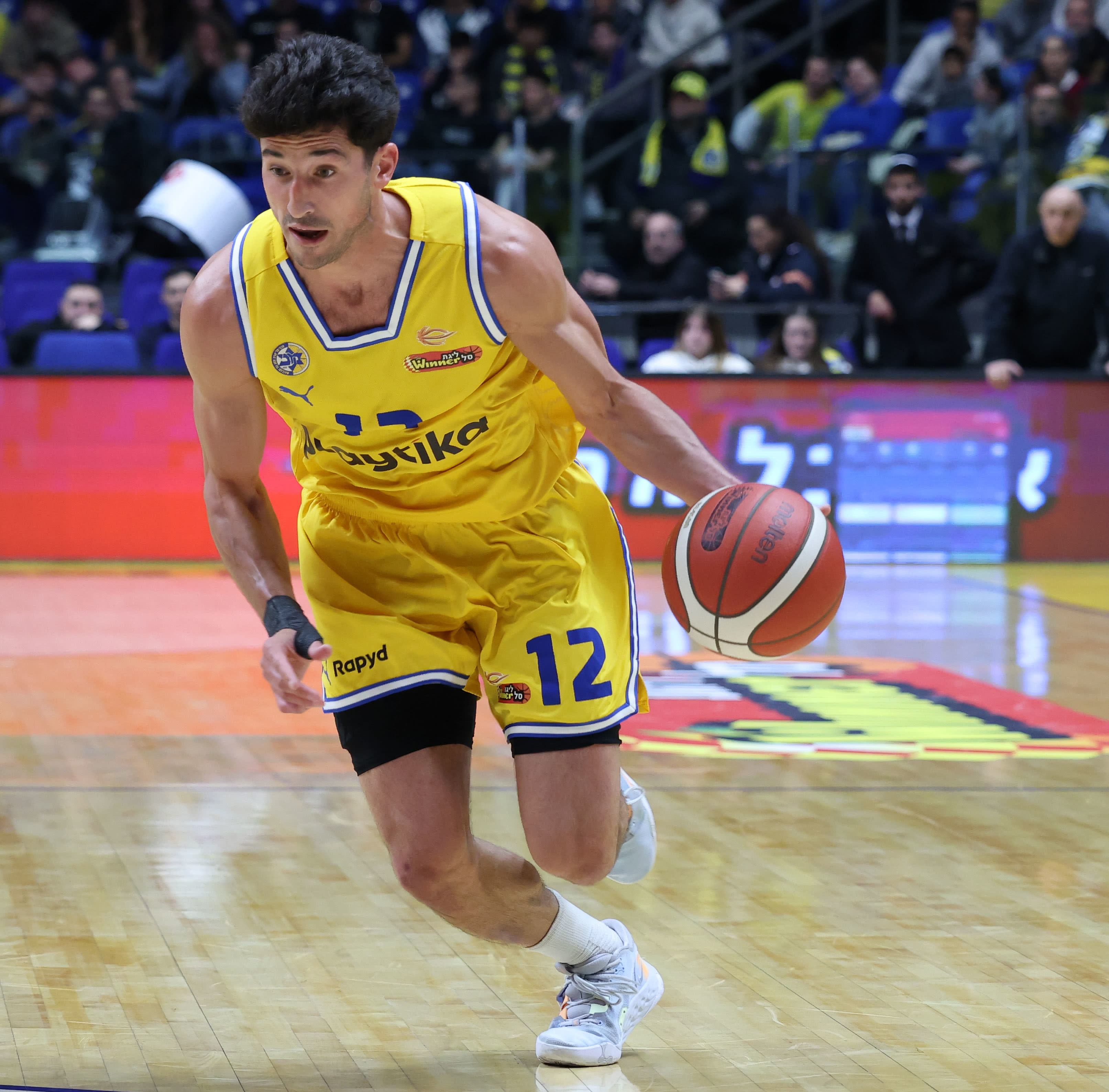 שחקן מכבי תל אביב ג'ון דיברתולומאו