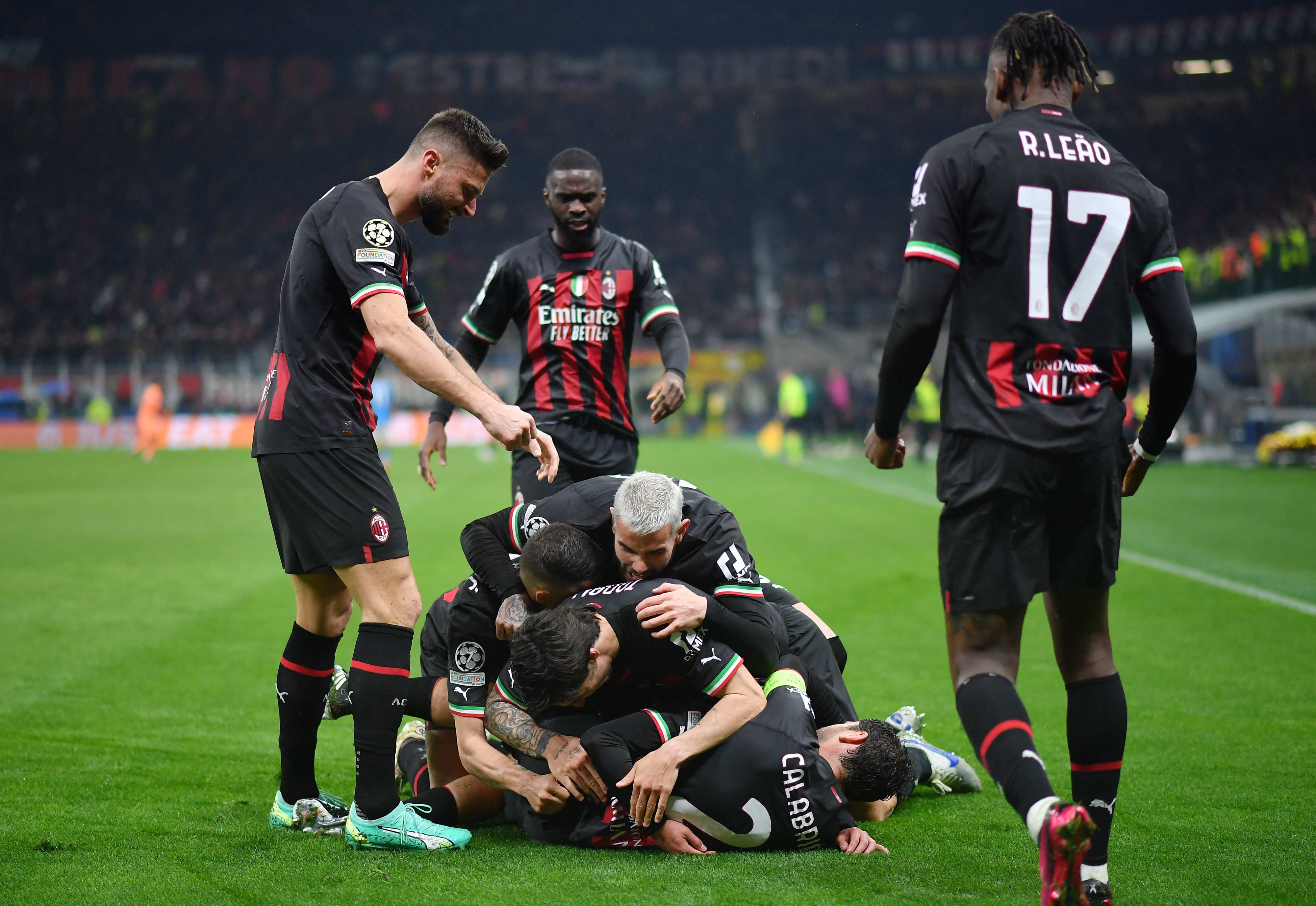 שחקני מילאן חוגגים